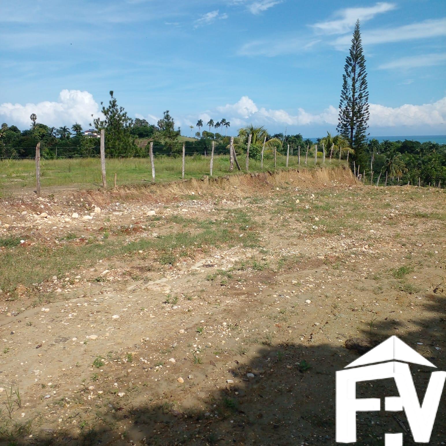 WhatsApp Image 2025-12-16 at 3.12.00 PM (3) Terreno en venta en Cerro Verde