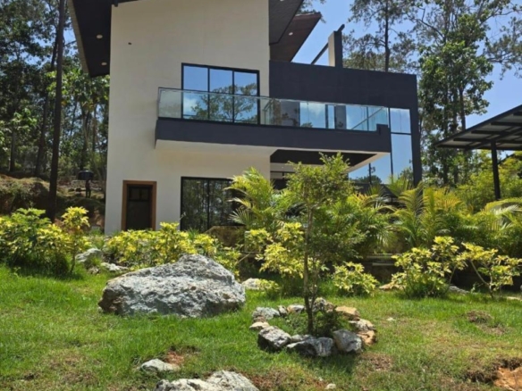 VILLA EN JARABACOA